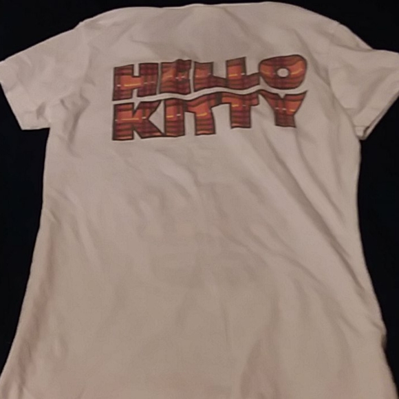 Hello kitty tee - Picture 2 of 2
